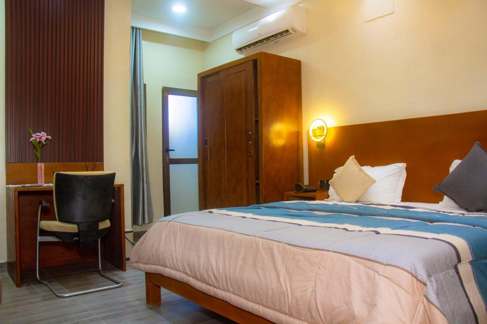 Hotel L'Apero Cotonou Kültér fotó