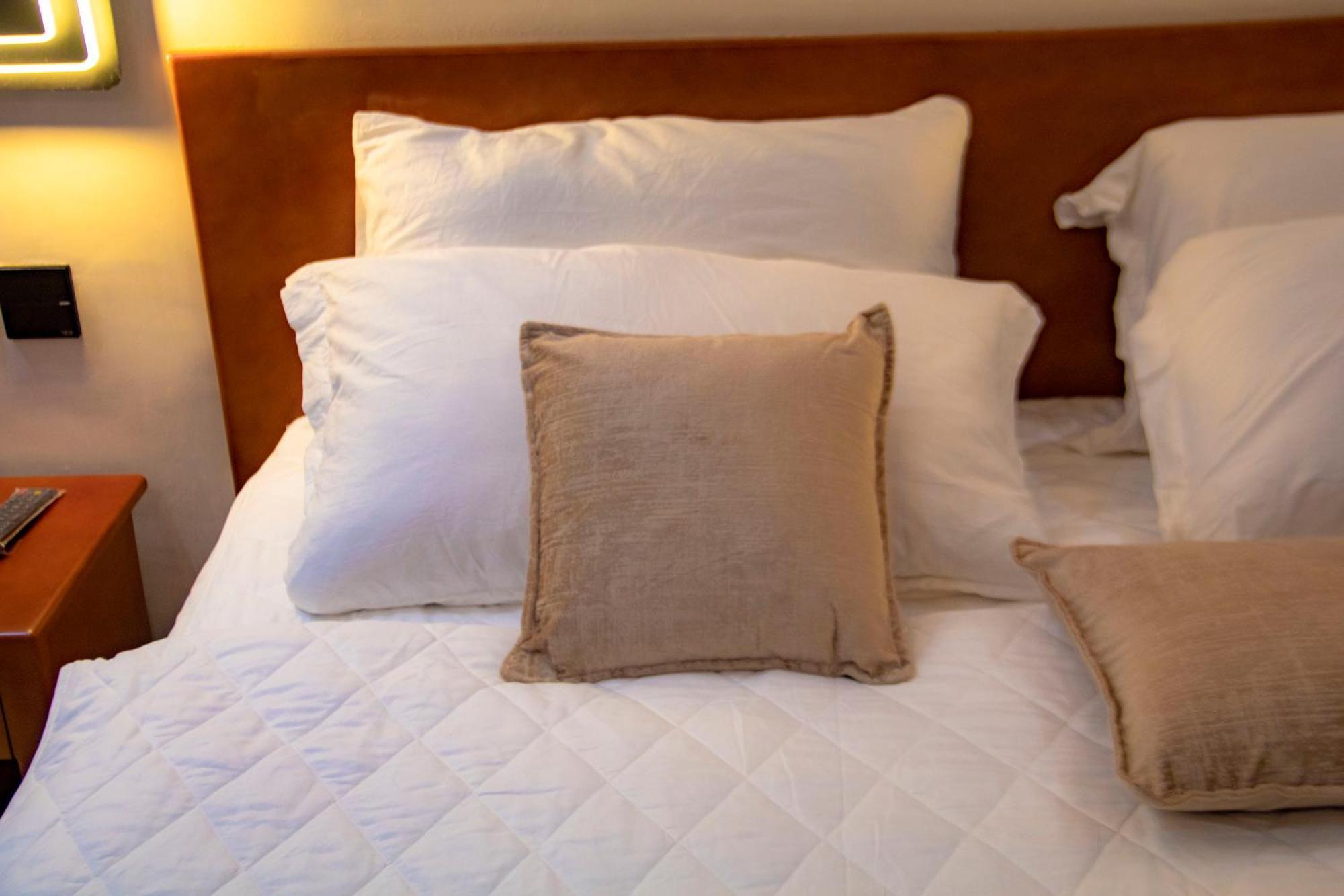 Hotel L'Apero Cotonou Kültér fotó